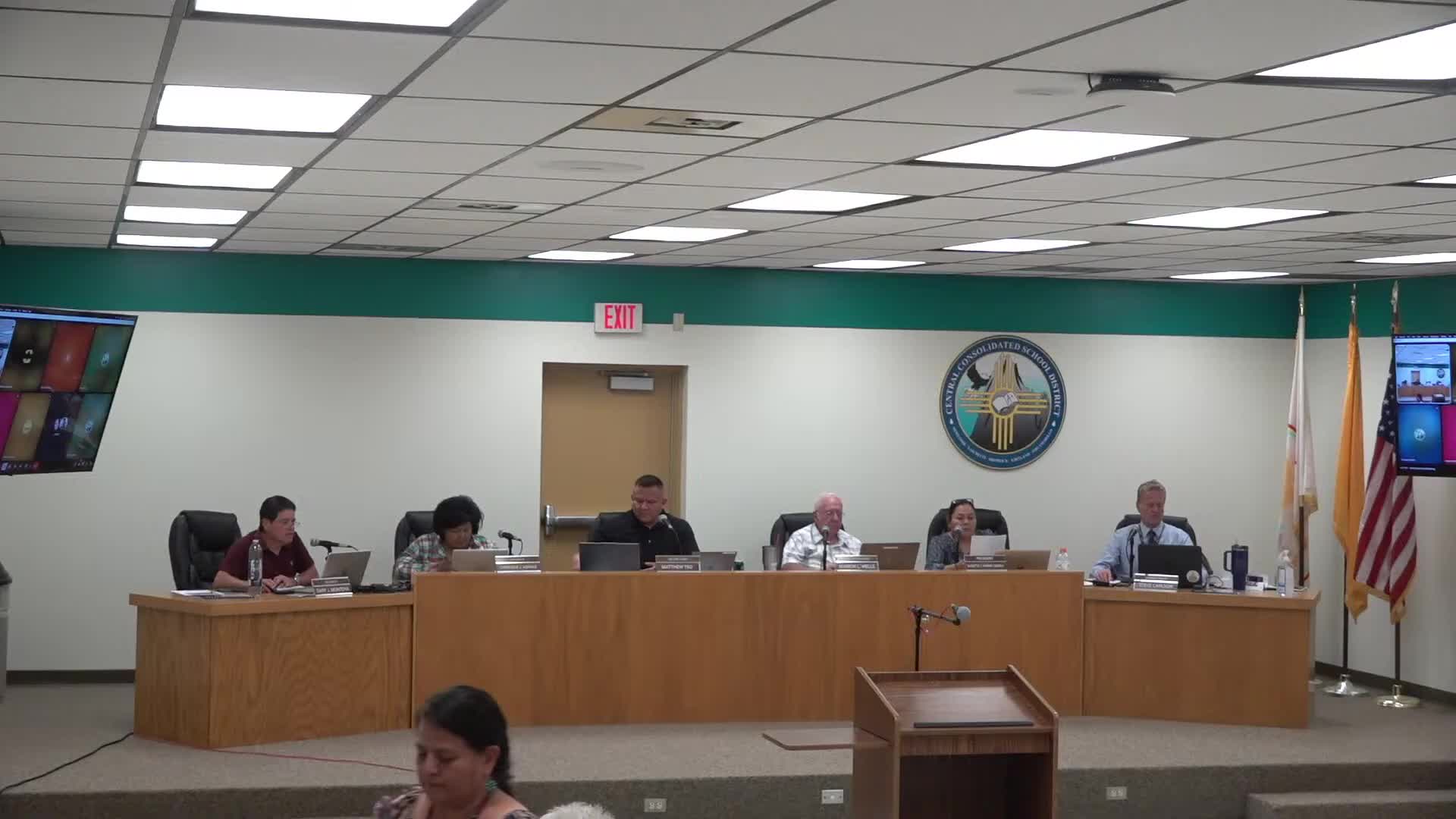 Educator proposes Duplo‑and‑graph method pilot for early numeracy; board approves study