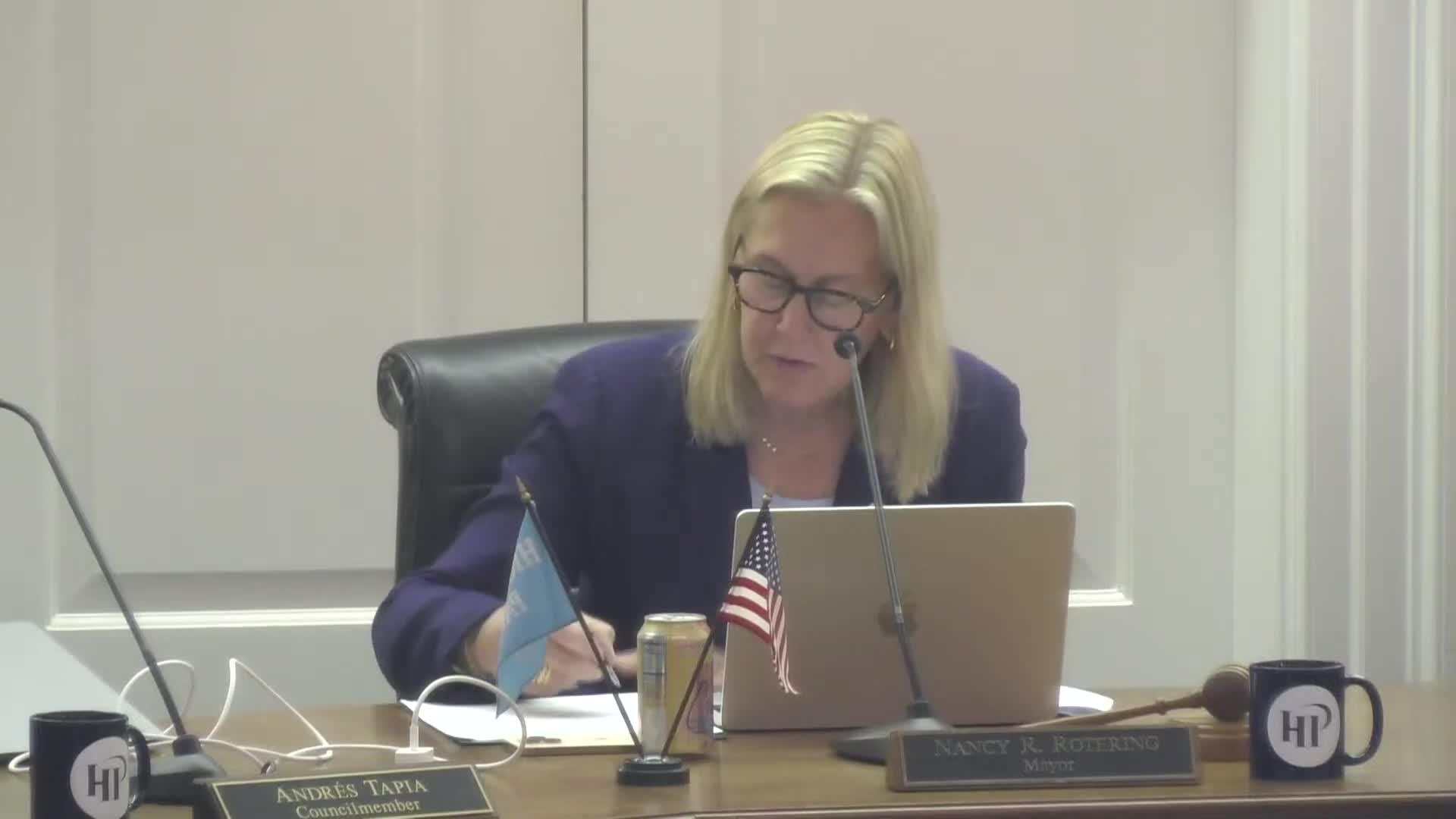 Council approves Laurel Park development; member probes size disparity in inclusionary units