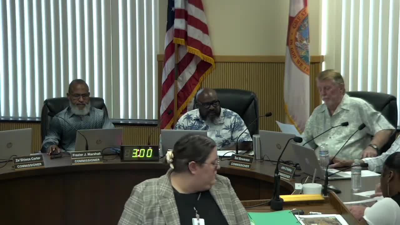 Planning commission split on Oak Ridge proposal; recommends large‑scale comp plan change but votes to deny rezoning to PUD