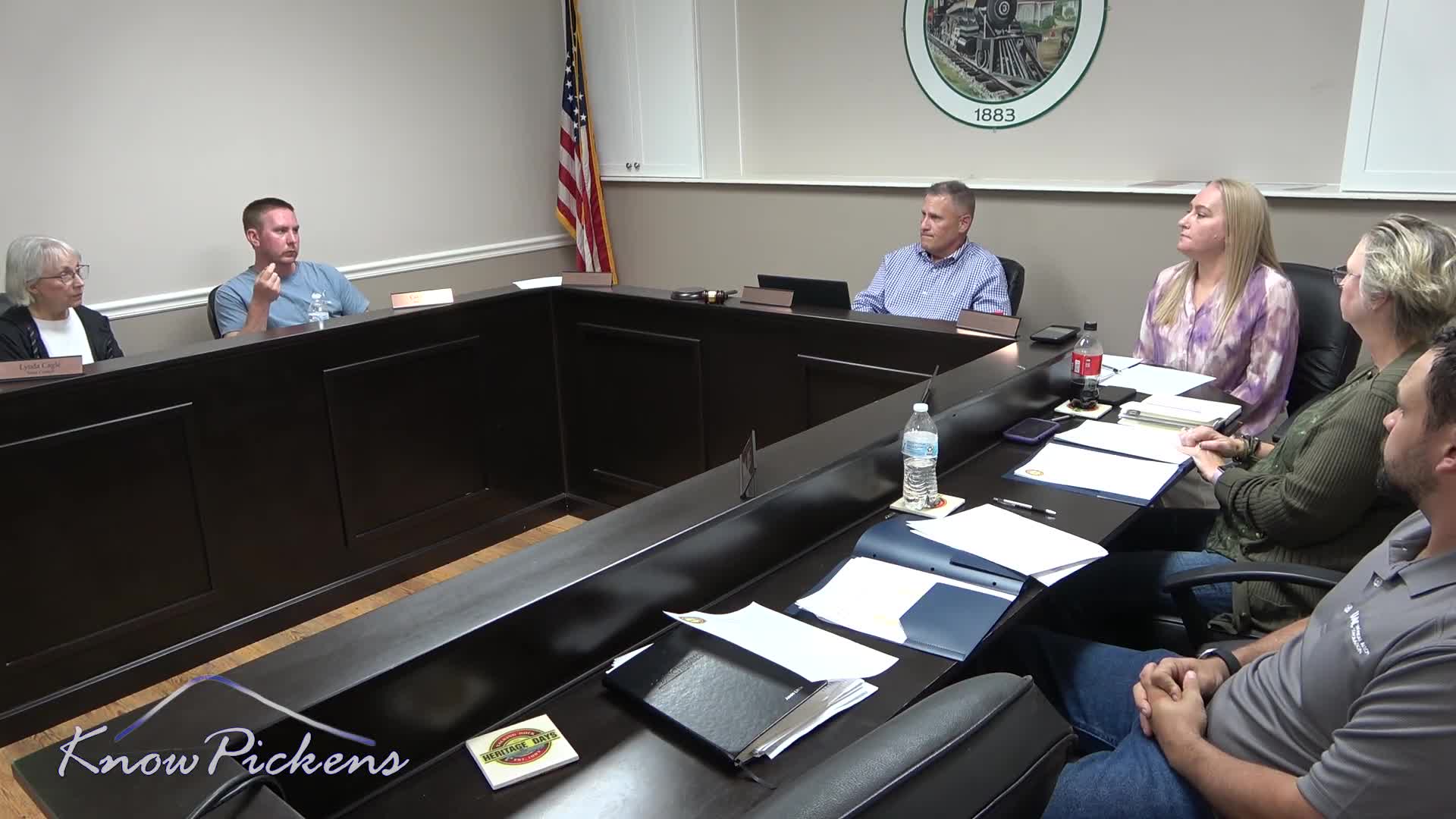 Town council approves new municipal insurance contract, council says coverage unchanged while cost falls