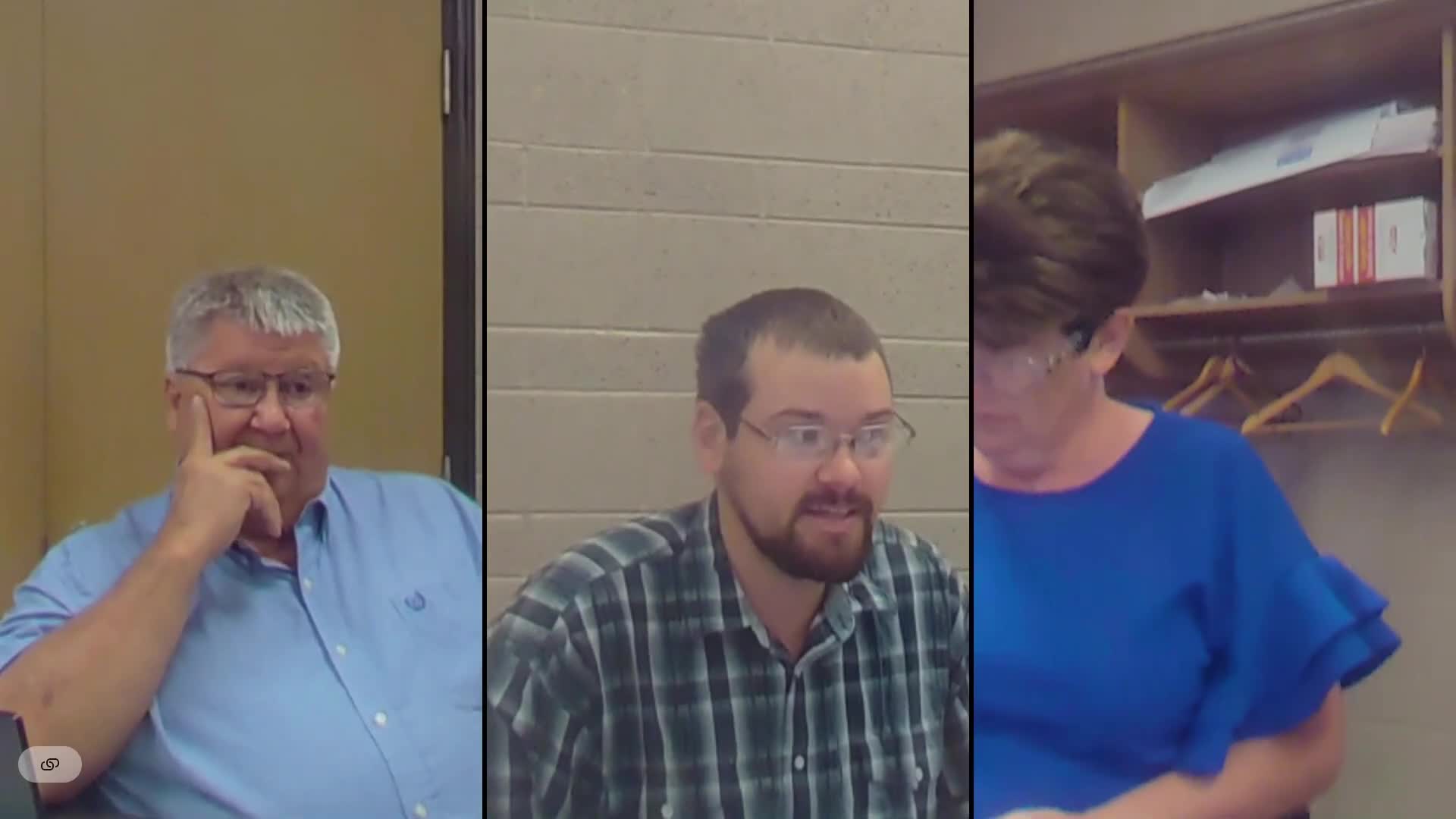Albany Avenue Officials Discuss Drainage Issues and Road Management Challenges