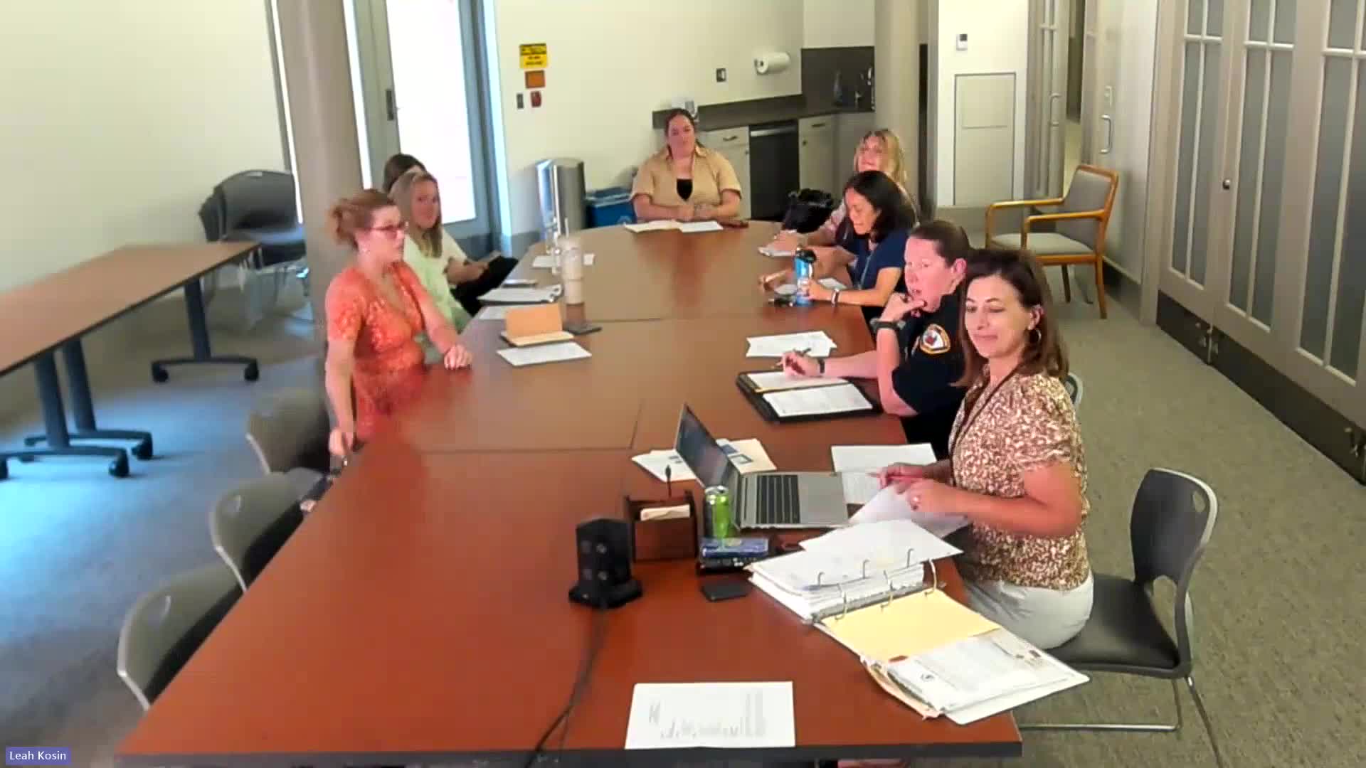 Leesburg police present indoor mural plan for new station vestibule