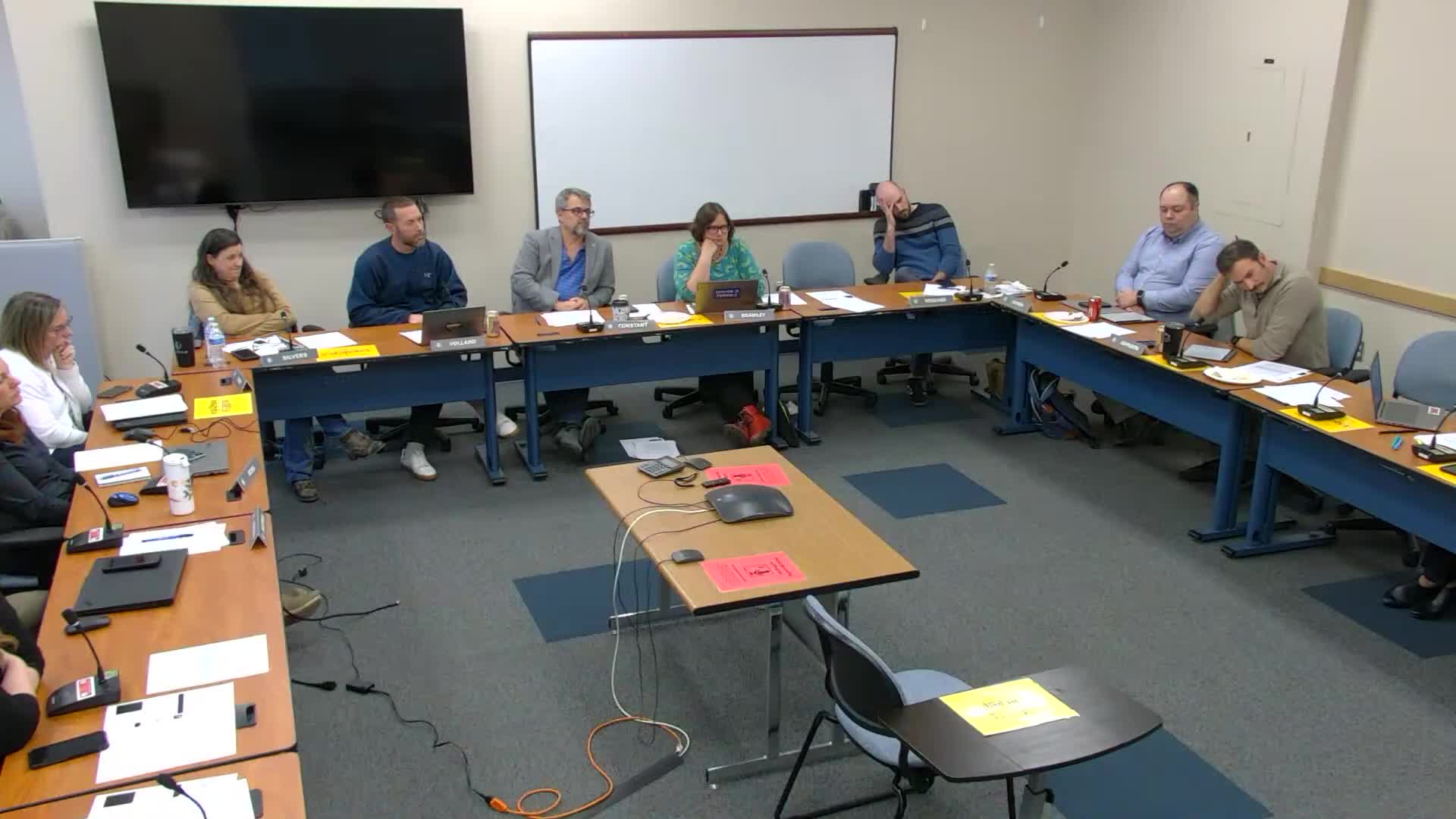 Council Member Critiques Dysfunction in Community Council Engagement Efforts