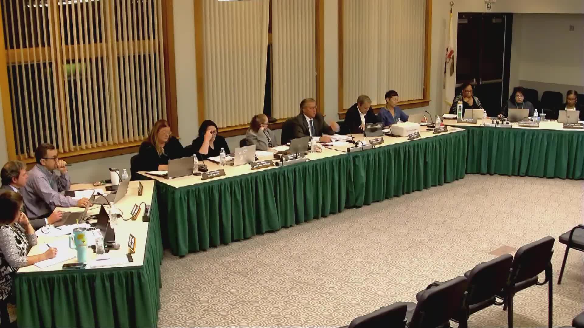 Board schedules Prairie Crossing community presentation, advances draft attendance policy and seeks ISBE governance workshop