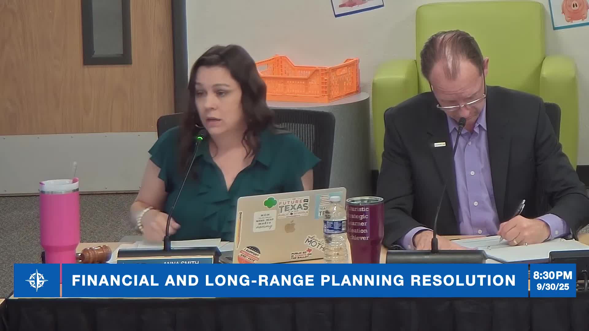 School Board Discusses Criteria for Campus Consolidation and Low Enrollment Staffing Models