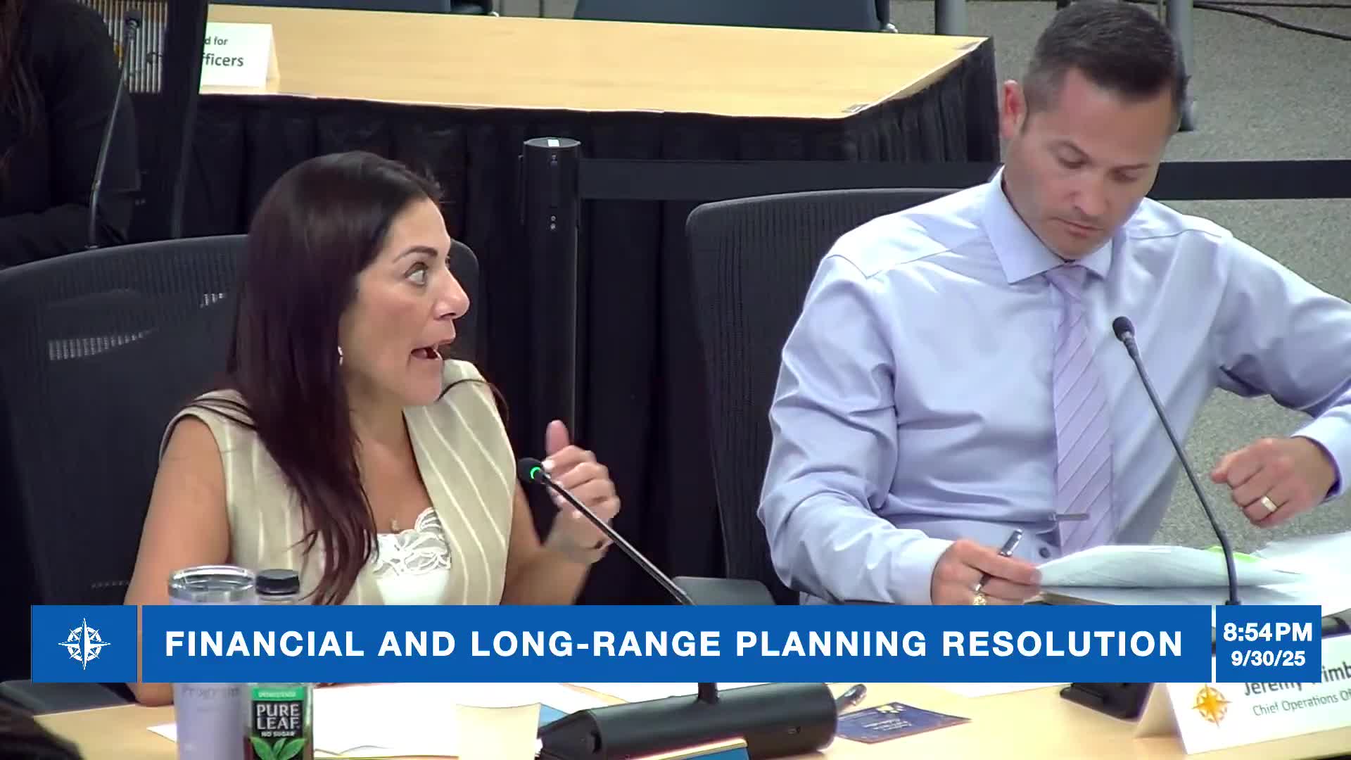 Committee Discusses Clarity and Feasibility for Proposed Innovative Academies Resolution