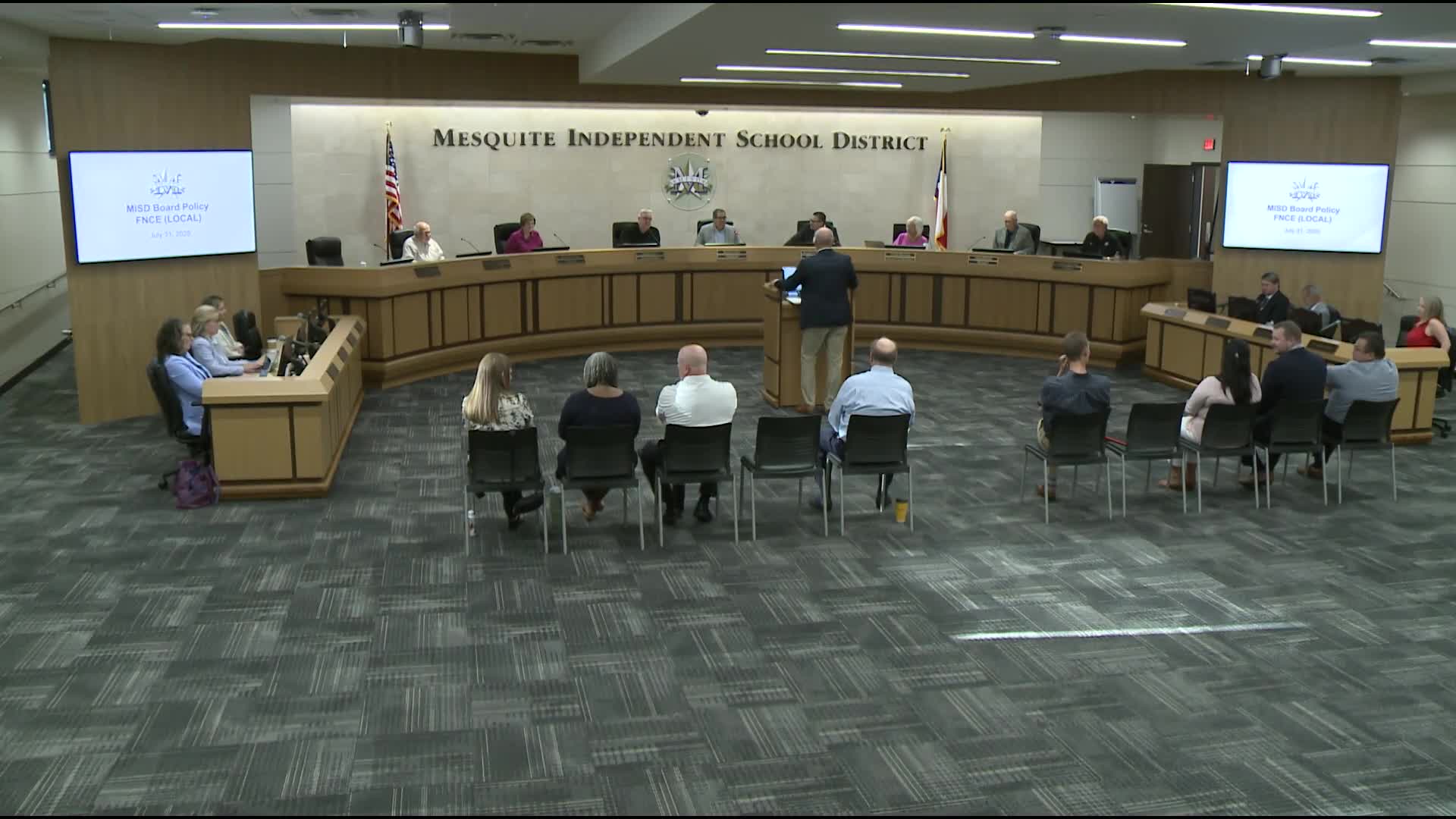 Mesquite ISD implements state cellphone ban policy; students must store personal devices during school day