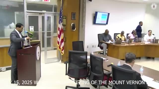 District presents three‑year I‑Ready trends, schools submit state‑required improvement plans