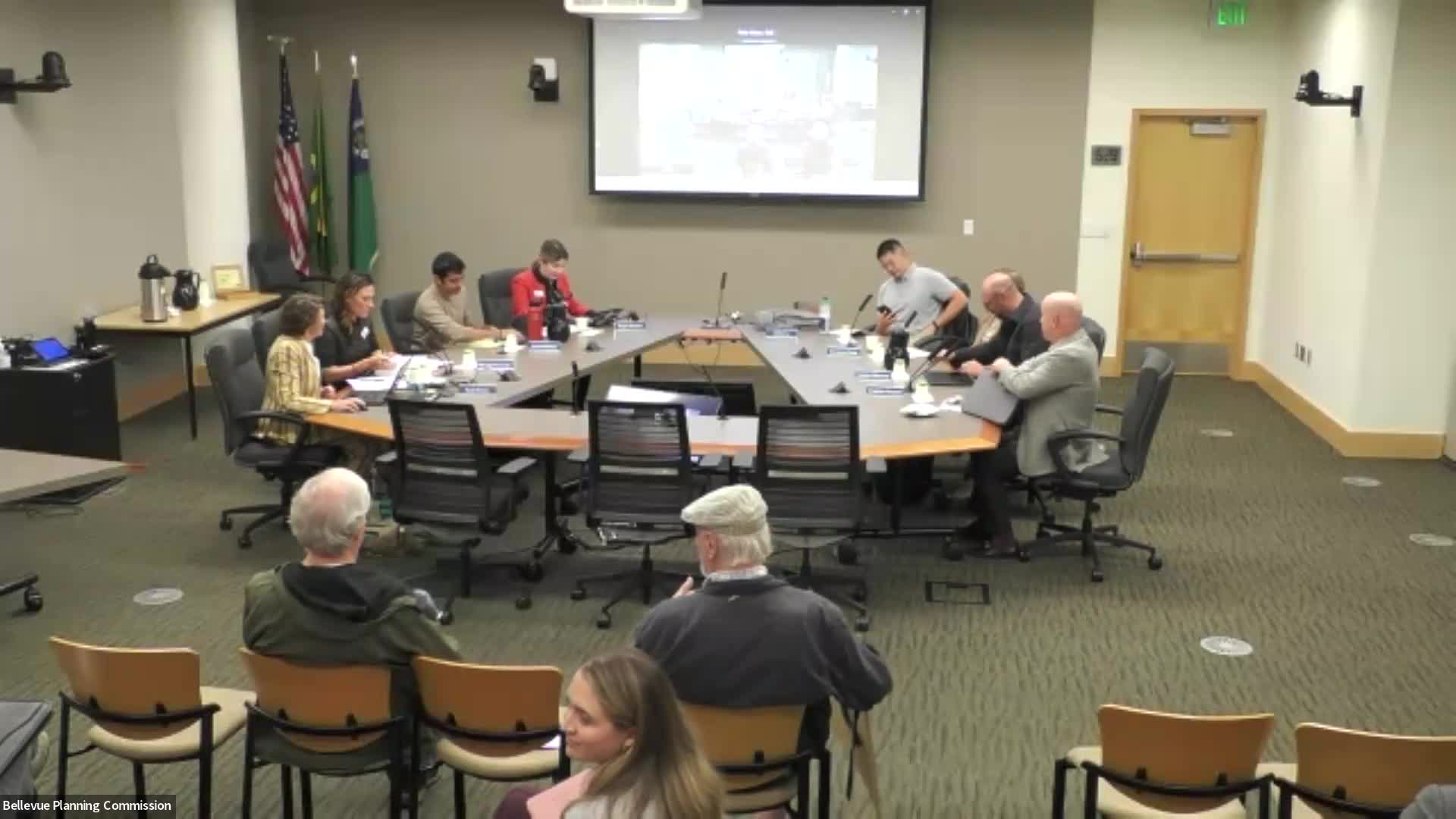 Bellevue Planning Commission reviews HOMA land‑use rewrite as residents debate Newport Hills redevelopment and downtown incentives