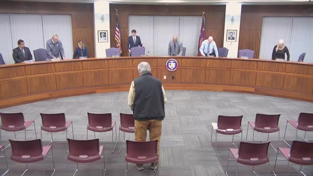 Town Council Approves Traffic Light and Handicap Parking Ordinances During Meeting