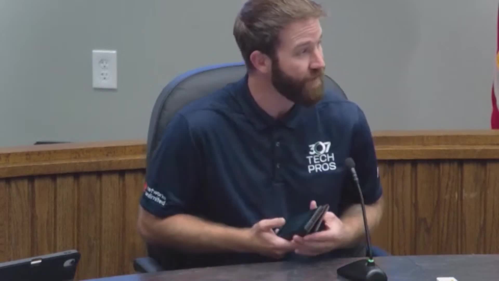 Casper council votes to enter executive session to discuss personnel