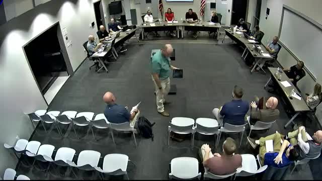 Council reviews draft architectural design standards for commercial and multifamily developments; staff recommends 40% remodel threshold