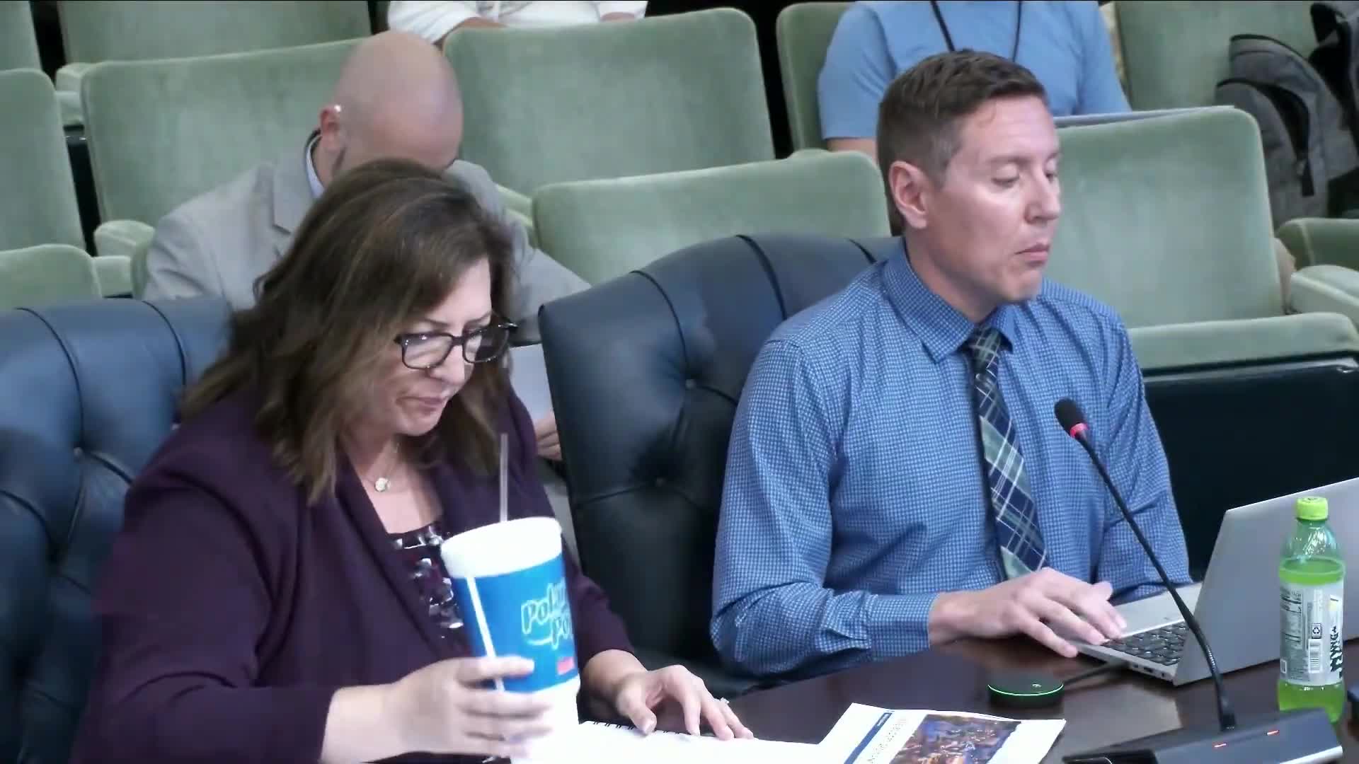 Mayor and CFO present tight 2026 budget; councilors debate staff changes, reserves and small community grants