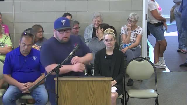 Residents press Manteno board for forensic audit and apology after heated meeting