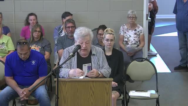 Residents challenge plan for permanent restrooms and pavilion kit on Second Street