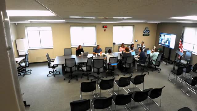 Green Bay Public Arts Commission elects Michelle Winter chair, names Melanie Bradshaw vice chair