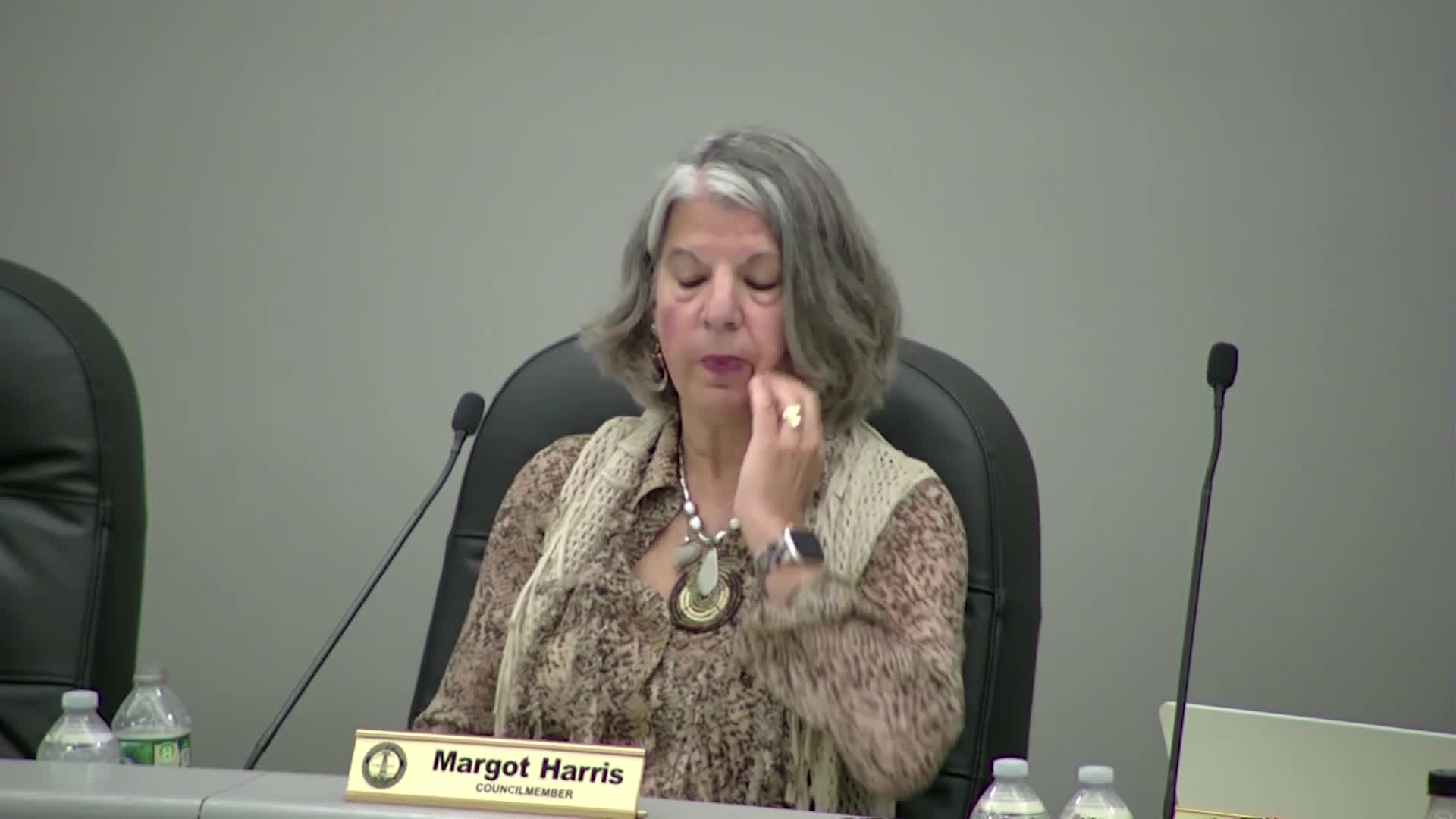 Edison council adopts bond ordinances to fund solid-waste, water, sewer and capital projects