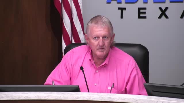 Abilene resident alleges excessive force by officers, criticizes city leadership during public comment