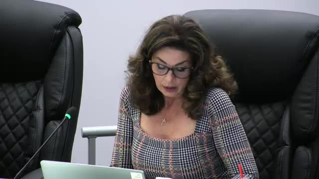 Council approves consent agenda 4‑1 after debate over $50,000 Brooksville Main Street contract and banner control; staff directed to draft policy