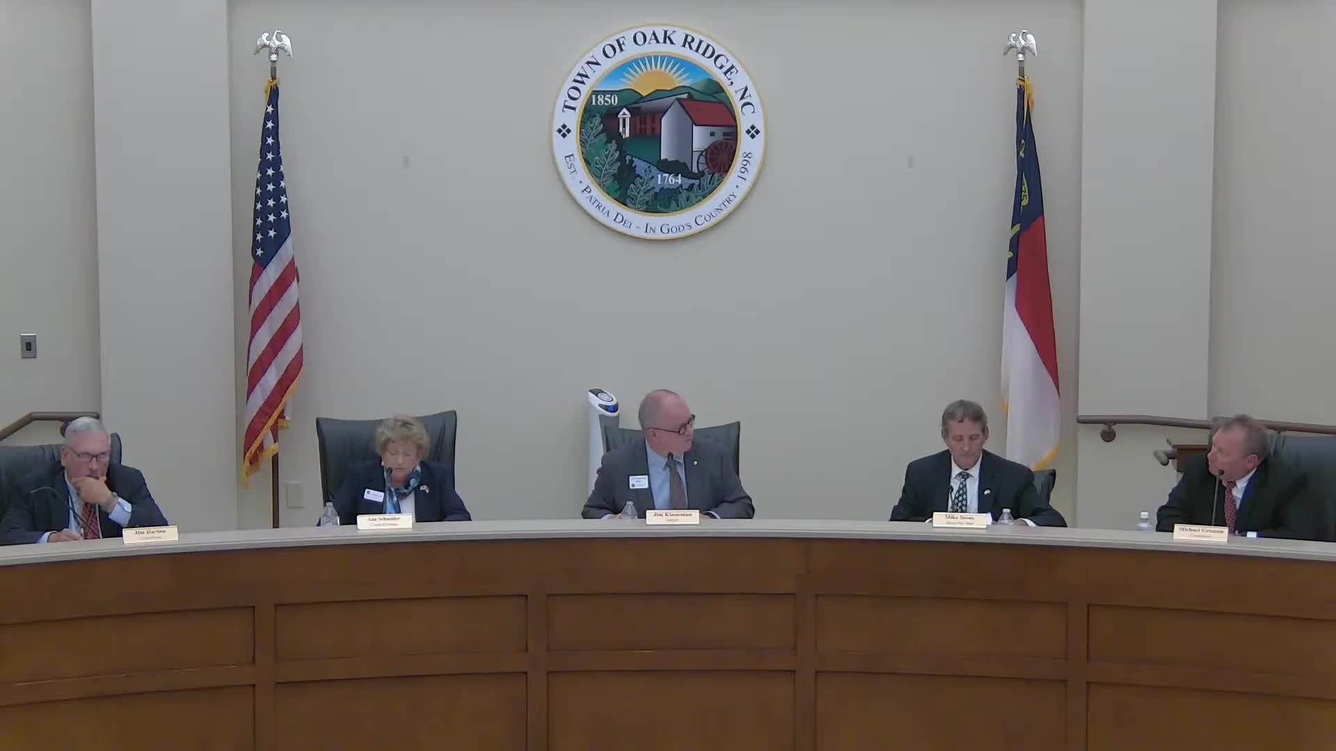 Oak Ridge council approves temporary security at meetings, requests federal assessment