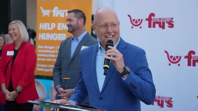 Fry's opens 126,000-square-foot store in Buckeye, says it will employ more than 200