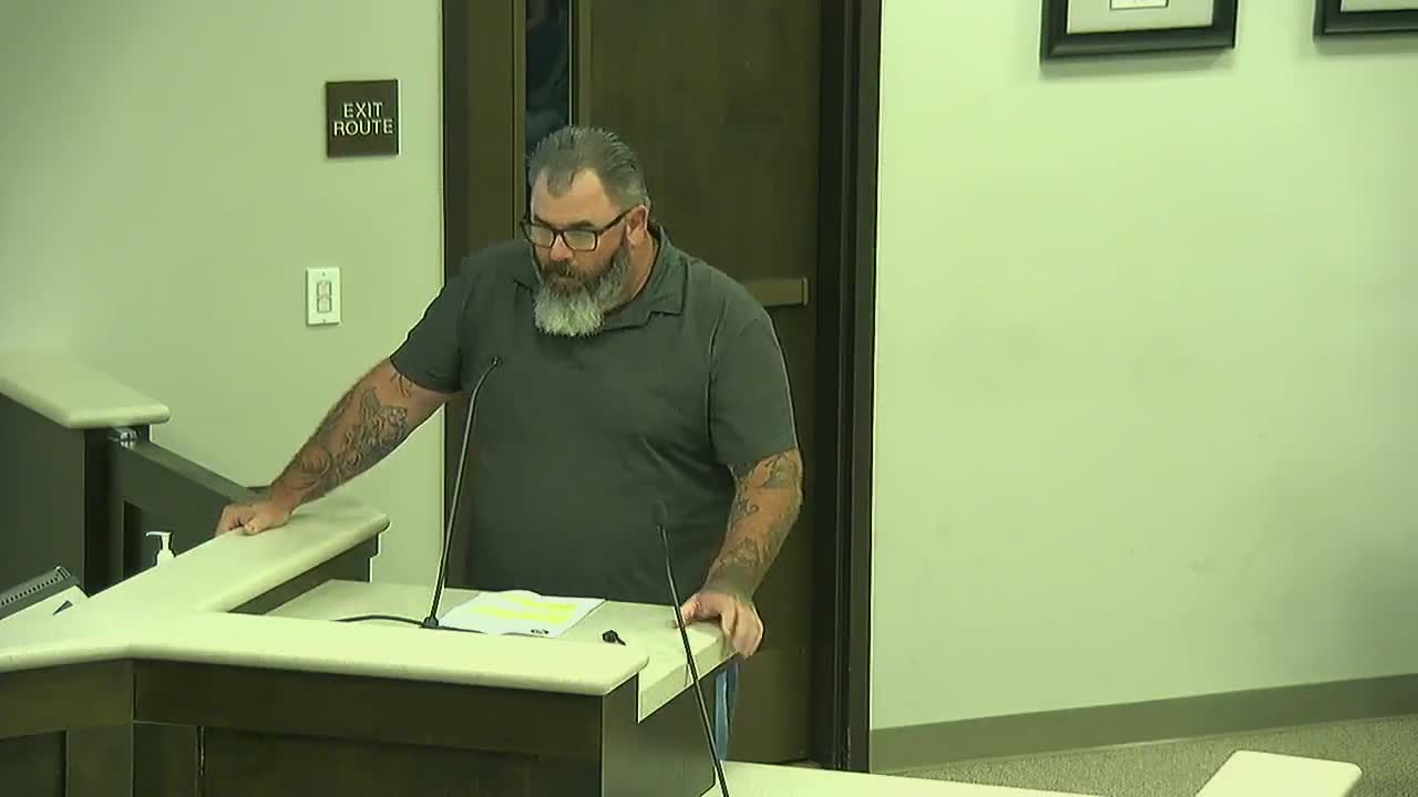 City awards $143,240 contract for tennis‑to‑pickleball court remodel; total project budget $183,240