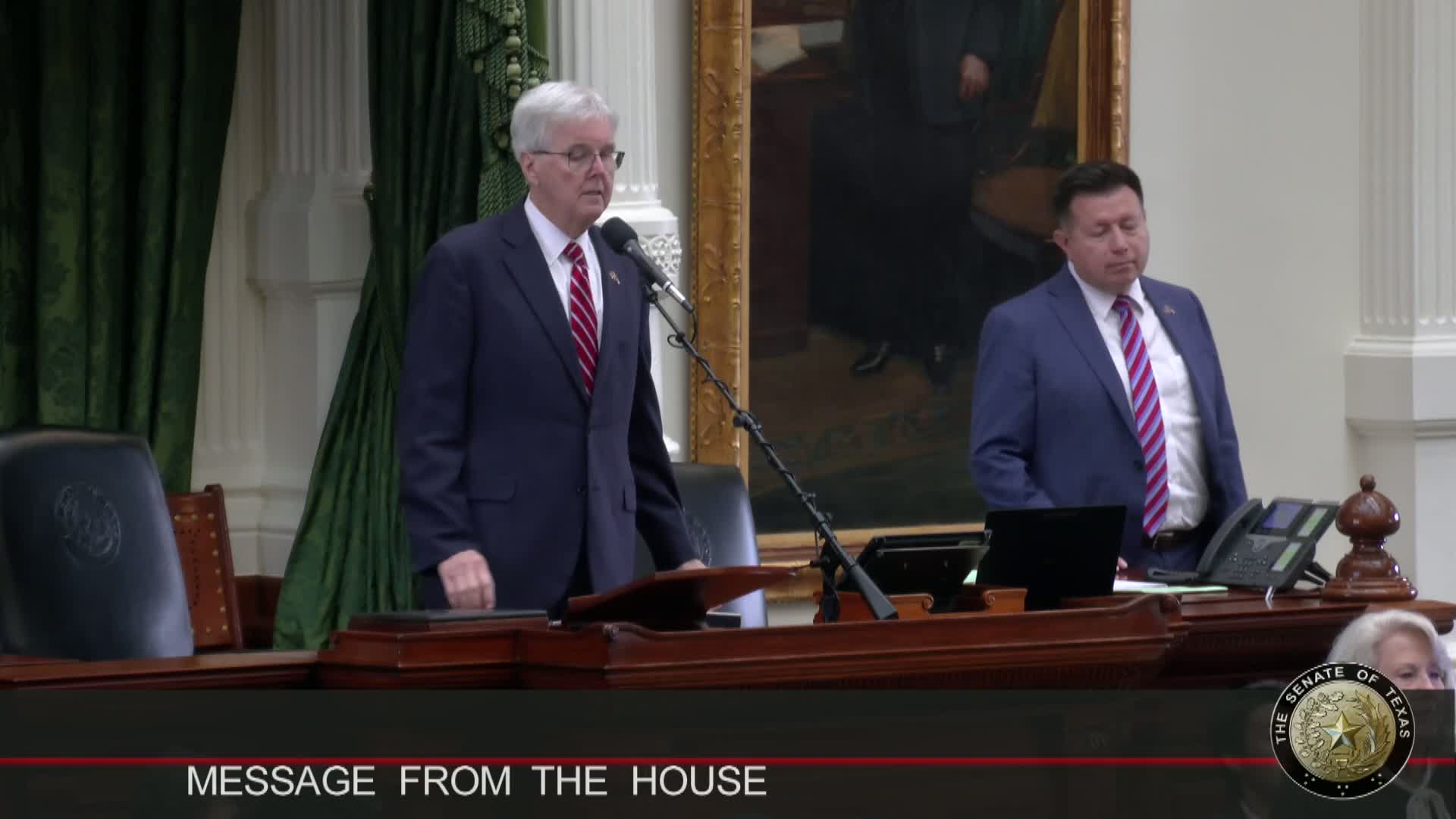 Senate reads bills on first reading, chair signs House Bill 4; session adjourned until 3 p.m.