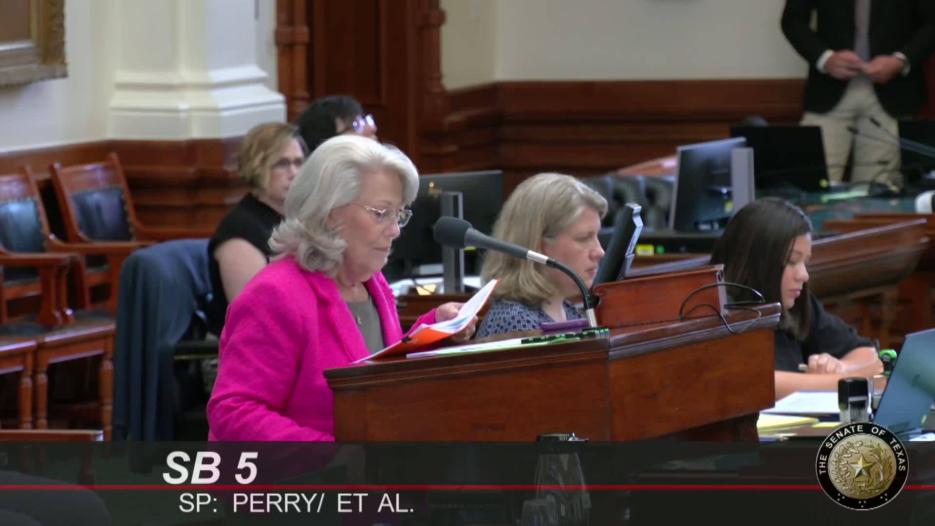 Senate passes bill to ban intoxicating hemp products amid debate over criminalization and public health