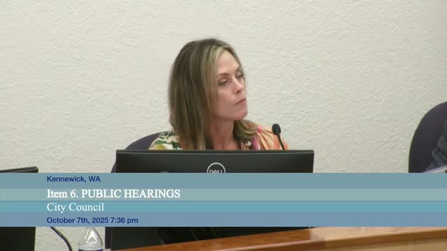 Kennewick council approves 10‑year franchise with Waste Management, new recycling carts and stepped rate increases; vote 6‑1