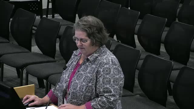 Oro Valley planning panel votes to begin zoning code updates for mechanical screening and yard-wall heights