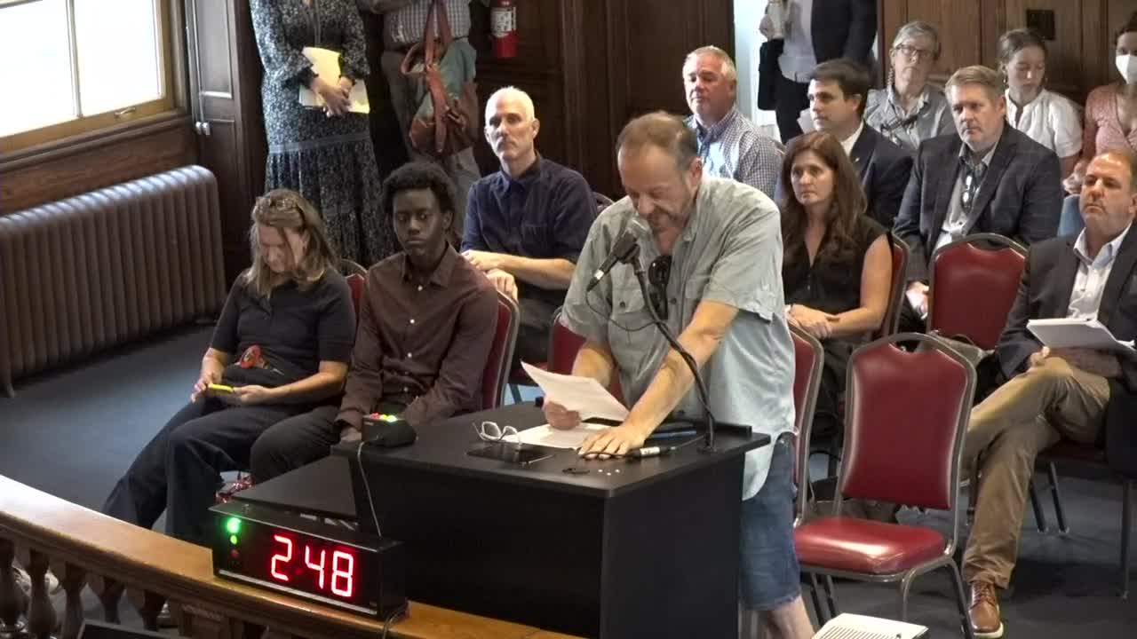 City Council Fails to Advance Art District Vacancy Ordinance Amid Public Frustration