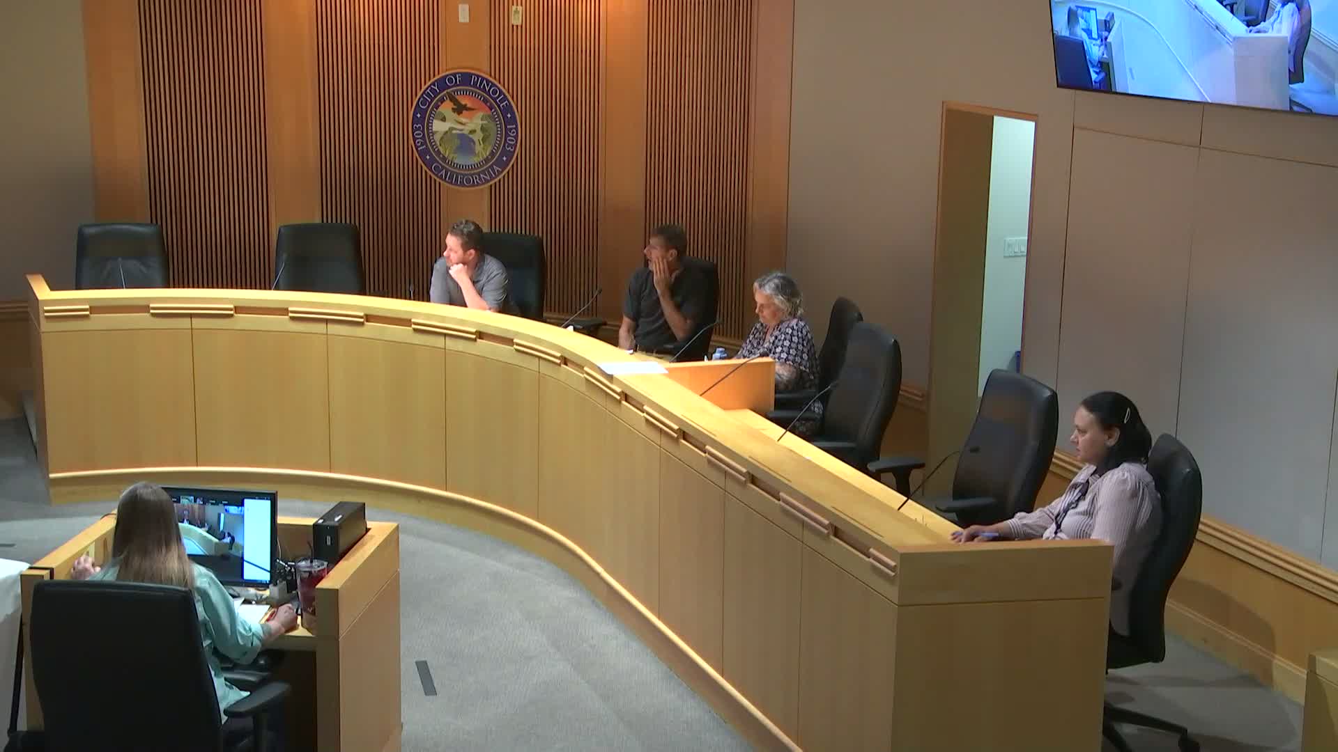 Residents press Pinole staff to review signal timing, school-area lane closures and bridge repairs