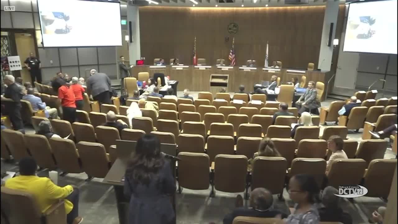 Coalition outlines early recommendations for DeKalb unhoused plan: access line, resource guide, low‑barrier shelters and funding options