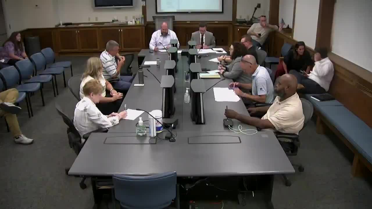 Committee approves four contracts for Coliseum, parks and community center