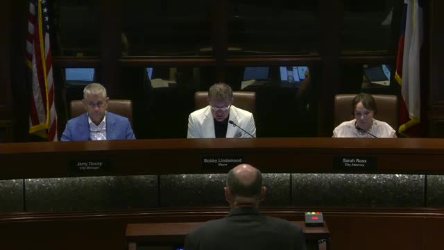 Council holds first reading on special-use permit for dog‑boarding business at 3811 Colleyville Blvd.