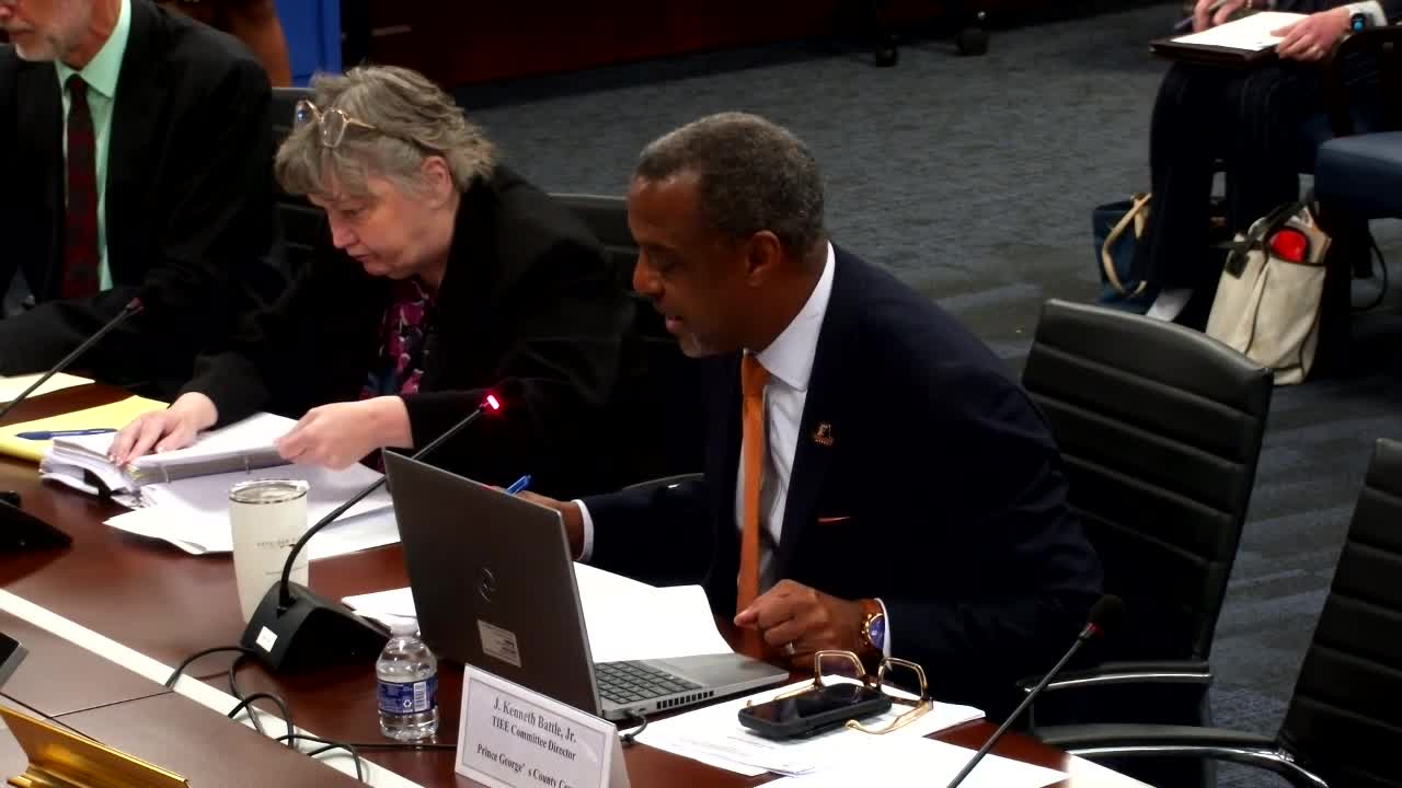 Council committee OKs measure to let public transit place stops on private property with conditions