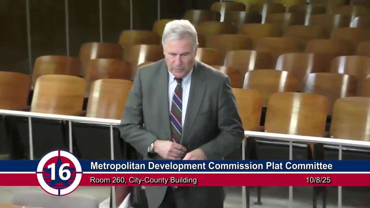 Plat committee allows street‑vacation petition for Markwood Avenue to proceed without abutting HOA consent