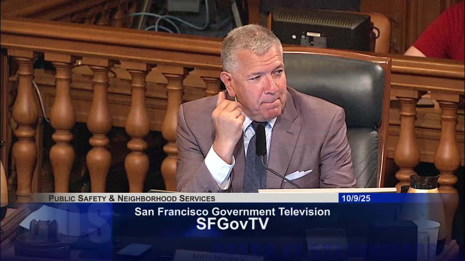 Committee forwards resolution adding three city offices to HIPAA healthcare-component list