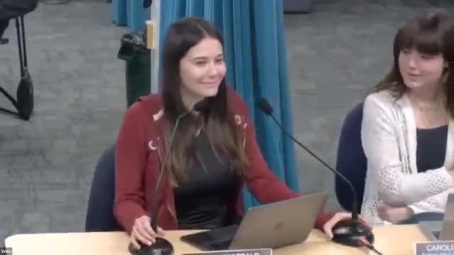 Students report early hiccups, instructional concerns after Portland High phone‑pouch rollout