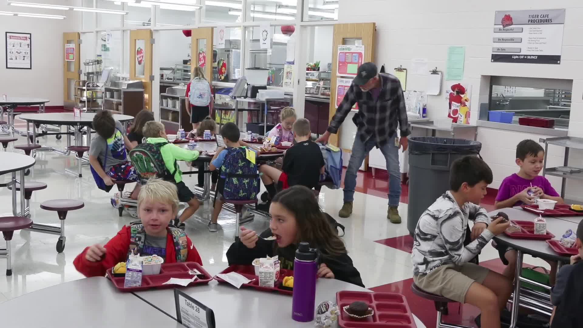 New Haven Elementary custodian Tony Horton honored with Break the Mold award