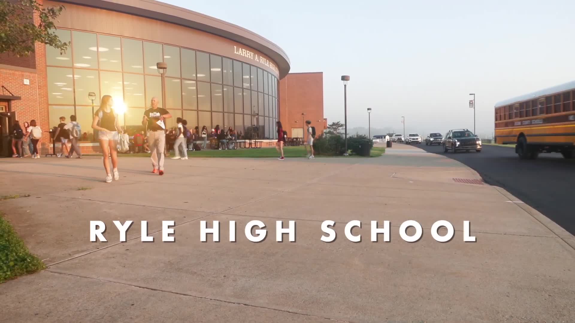 Renovated Boone County classrooms ready for first day; hallway, gym and cafeteria remain under construction