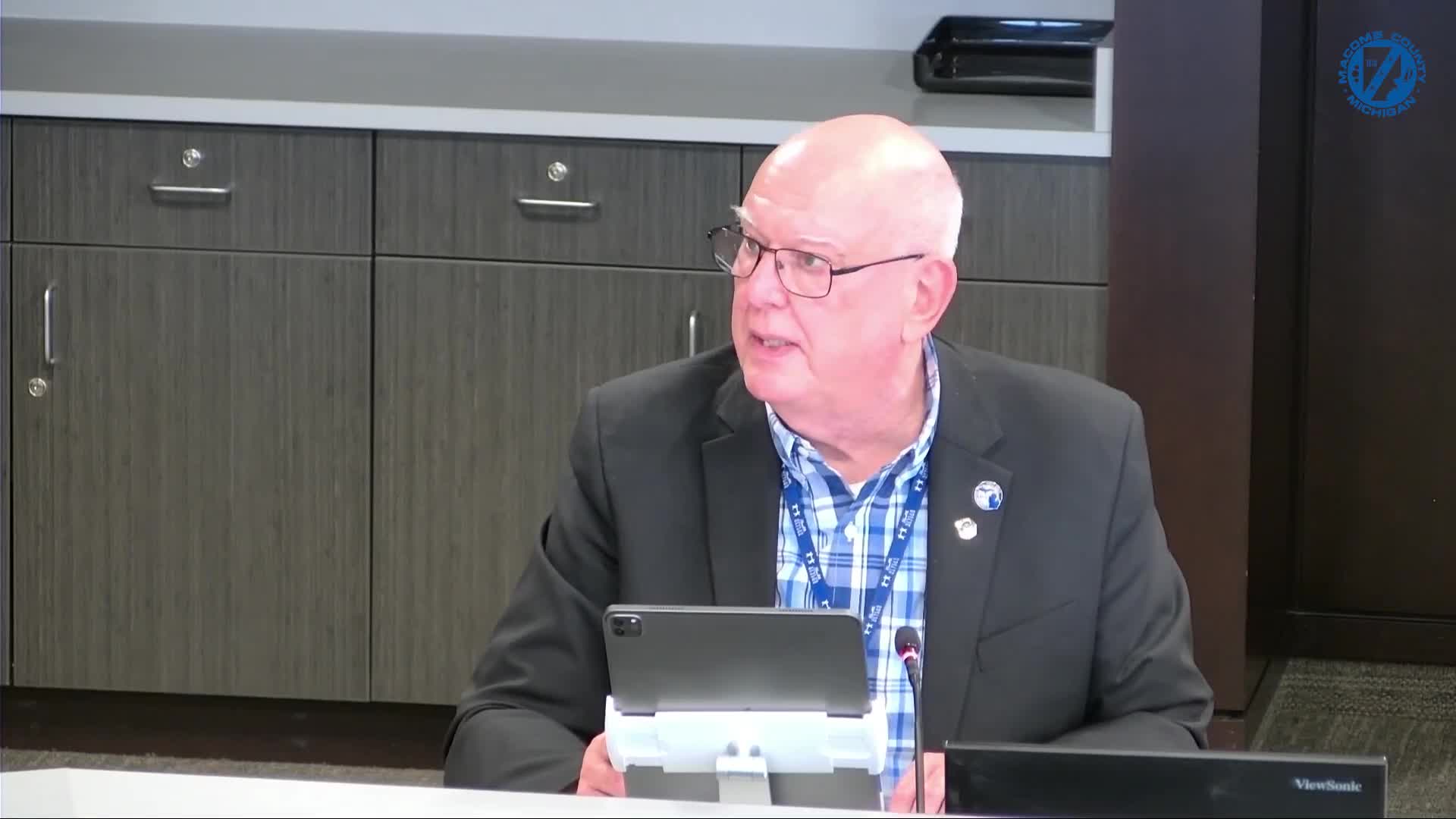 County committees forward multiple IT contracts — VoIP upgrade, VMware maintenance, Windows 11 device replacements