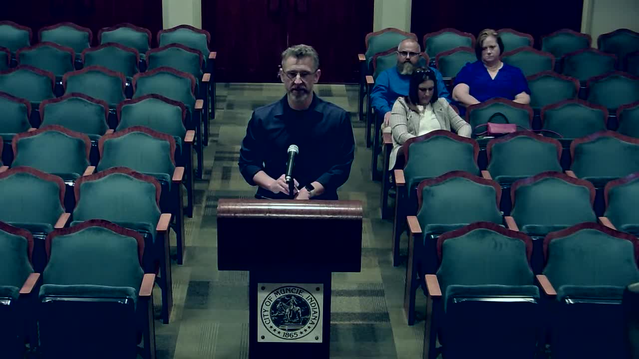 Muncie sanitary district to phase out plastic leaf bags; limited paper bags to be distributed this year