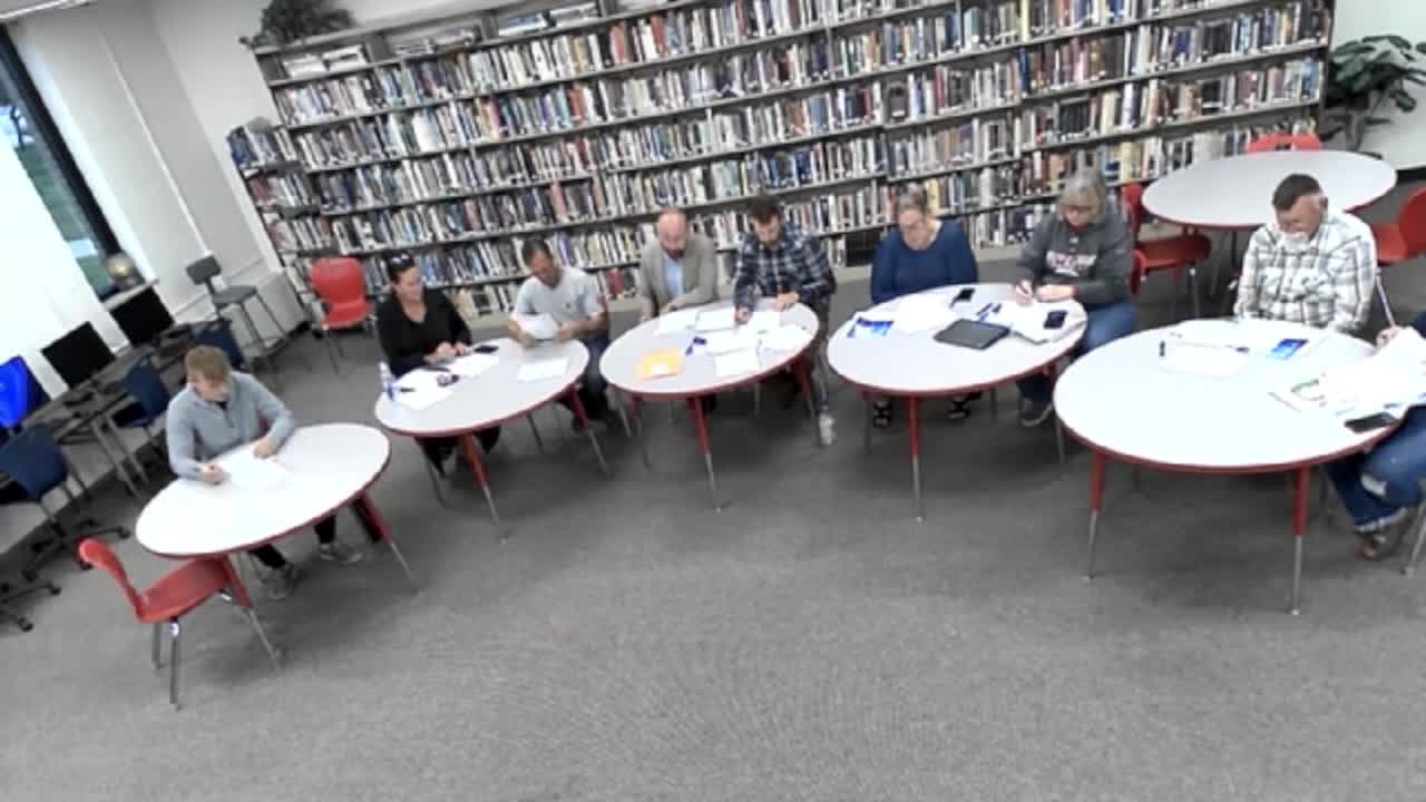 Houston school board adopts district goals for 2025–26 after debate over athletics and hiring procedure