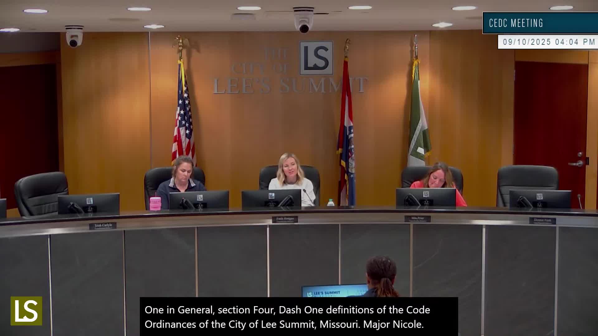 Committee OKs forwarding ordinance to allow alcohol service at movie theaters