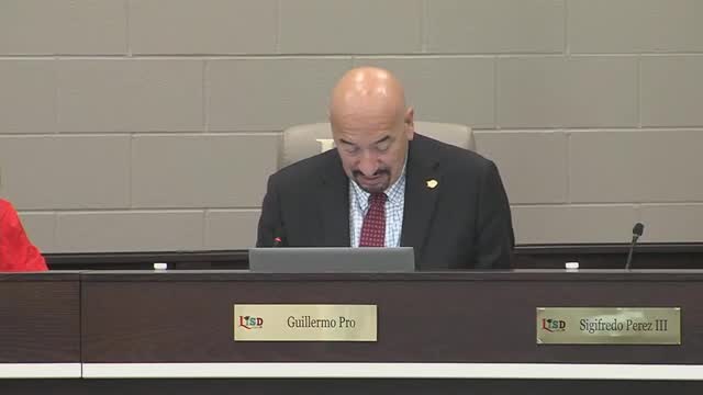 Committee reviews library book list to comply with Senate Bill 13; list limited to Laredo campus for now