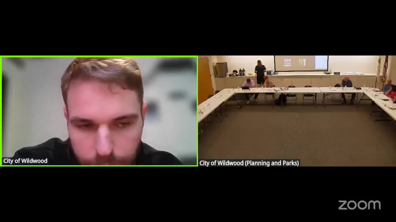 Committee pushes to finalize citywide broadband access; staff reports progress on fiber grants