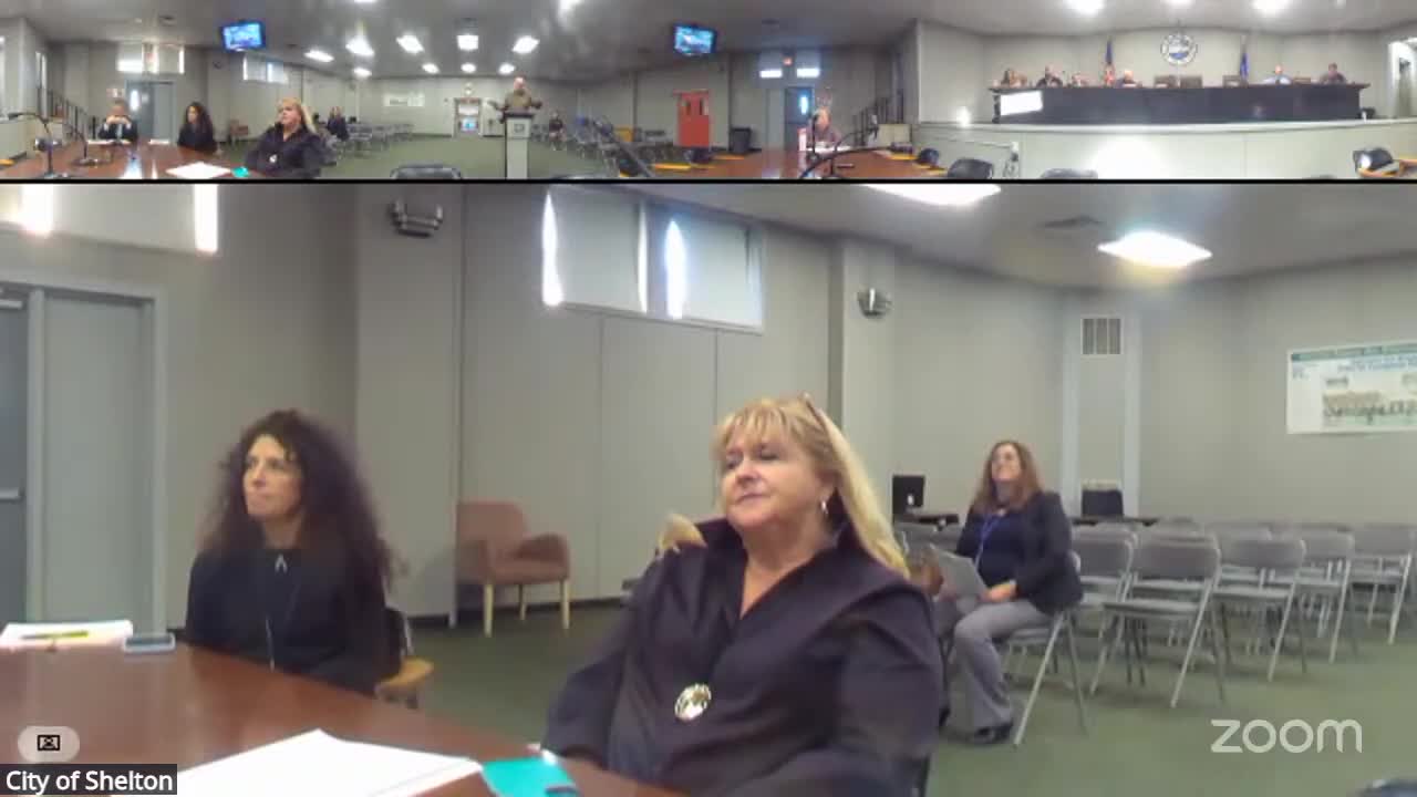 Resident urges paving of Riverview Park road, says petitions submitted