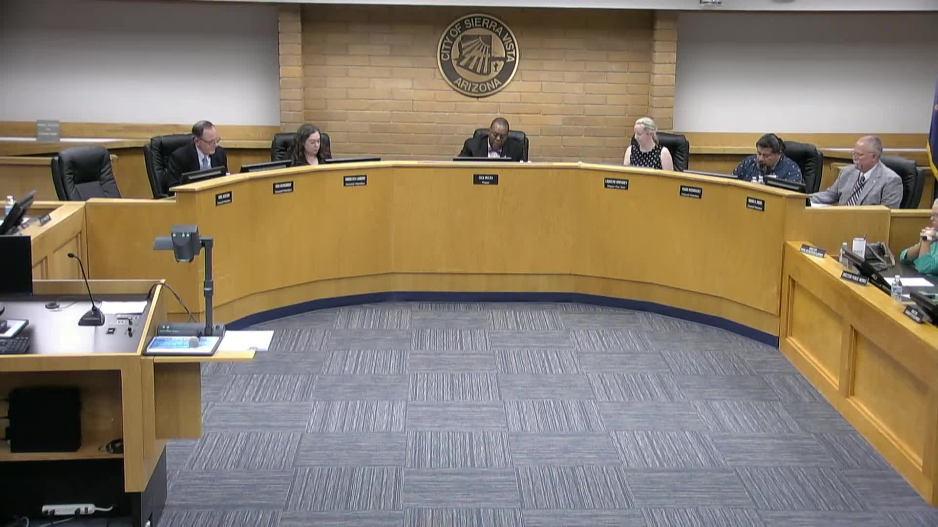Sierra Vista council approves first reading to update business-license and solicitor rules