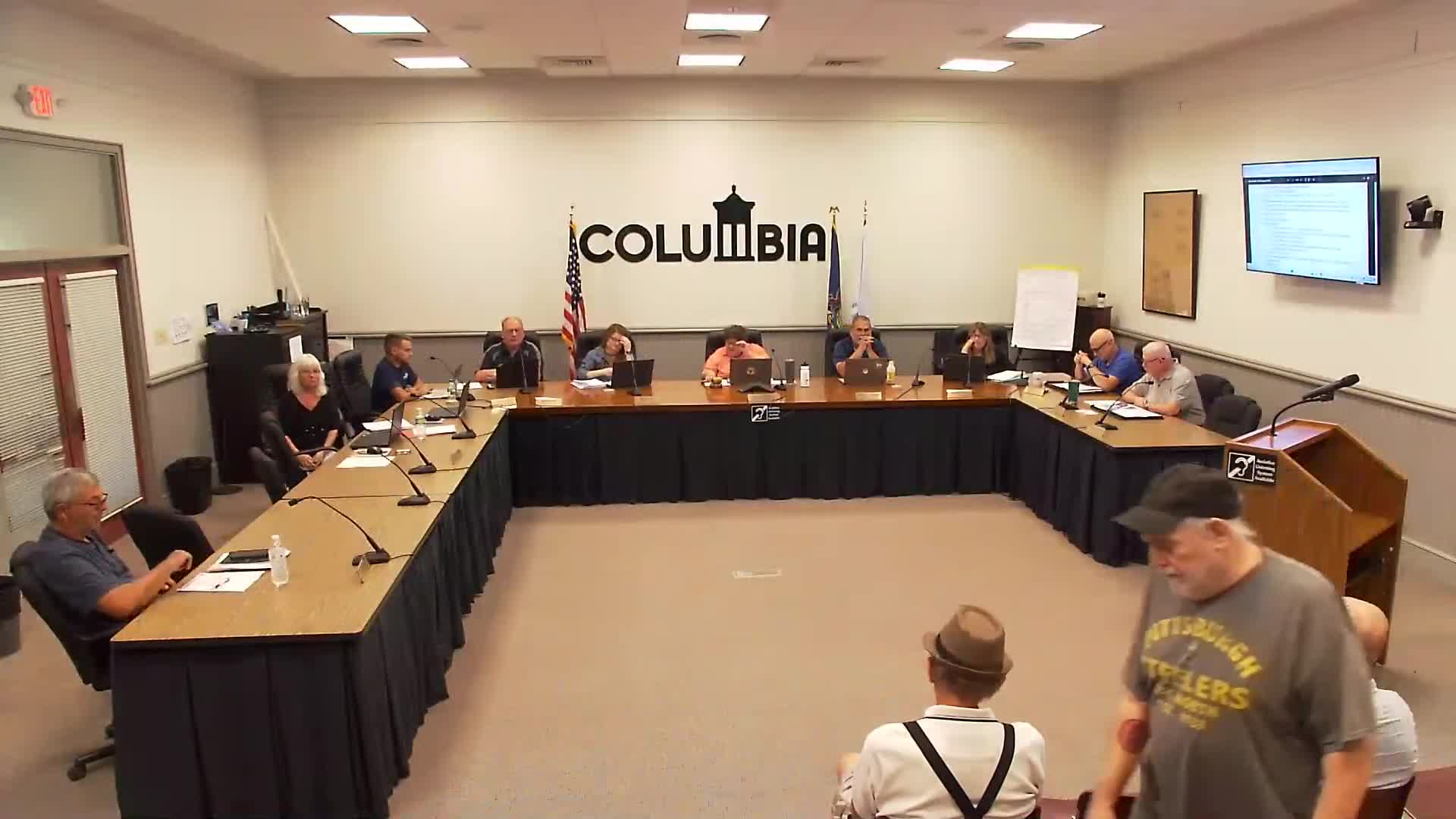 Realtor Says Power Limits Make Data‑center Plans Unlikely for McGinnis Site; Council Told to Explore Other Uses